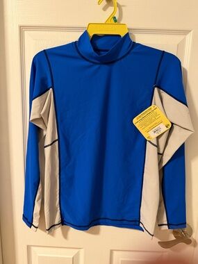NWT Kids Long Sleeve Blue Swim Rashguard with Gray Panels. Size Medium Boys.